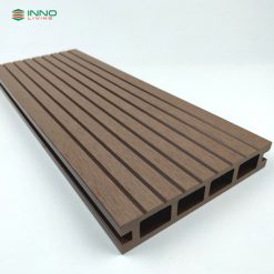 Sàn gỗ nhựa ngoài trời INNOliving 140×21 lỗ vuông
