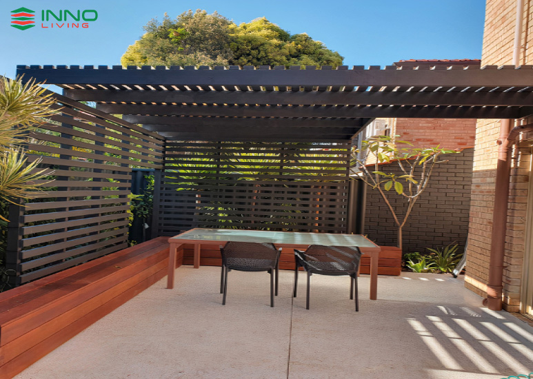 Giàn hoa gỗ nhựa ngoài trời