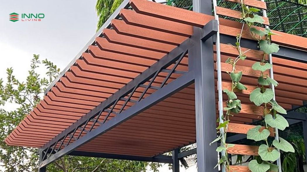 Bảng giá gỗ nhựa ngoài trời mới nhất 2025 2 Ưu điểm vượt trội của gỗ nhựa ngoài trời