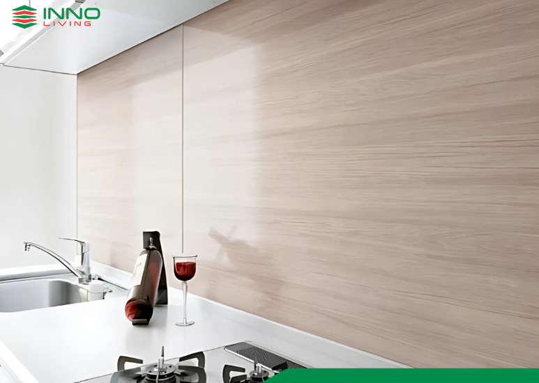 Tấm nhựa ốp tường bếp