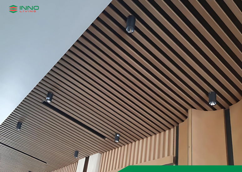 5 Ưu Điểm Vượt Trội Của Trần Gỗ Nhựa Ngoài Trời Tại INNOliving 2 Trần gỗ nhựa ngoài trời